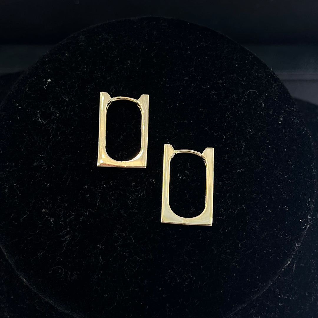 Chic Rectangle Bar Hoops