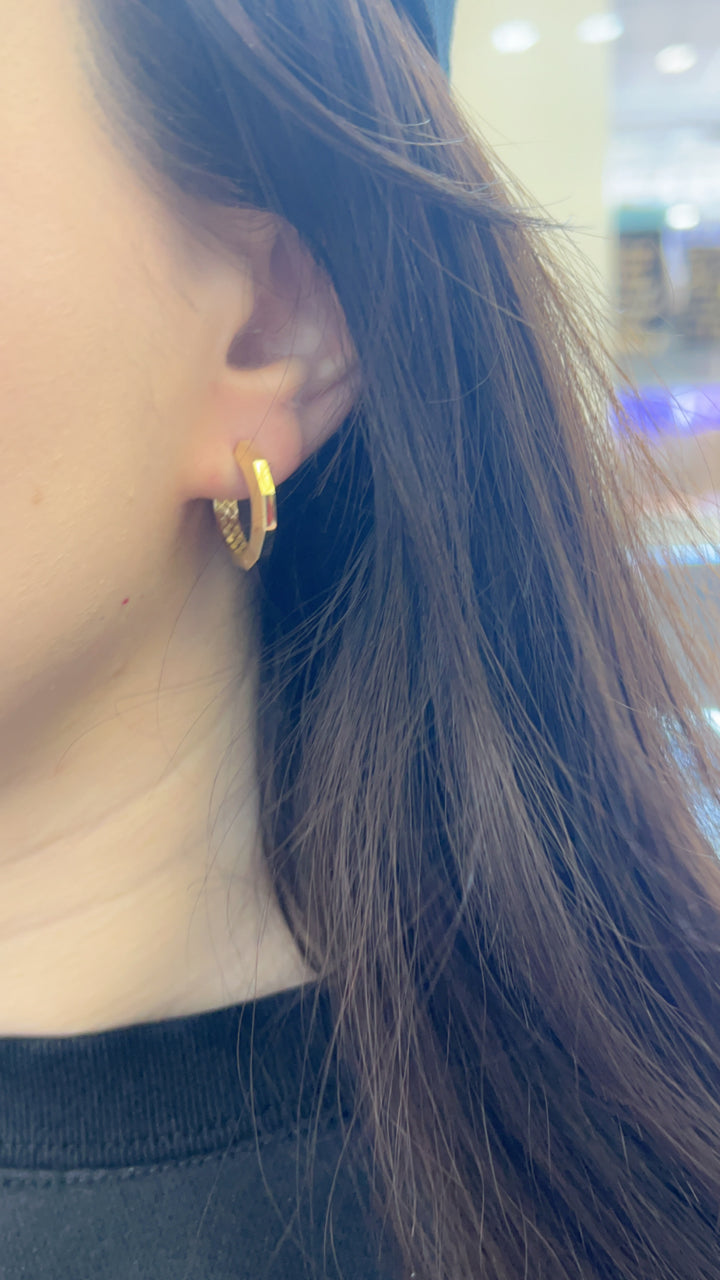 Perfect Faceted Everyday Hoops