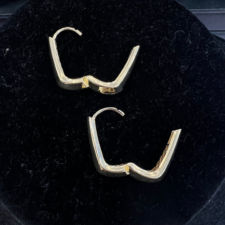 Chic Cowbell Hoops