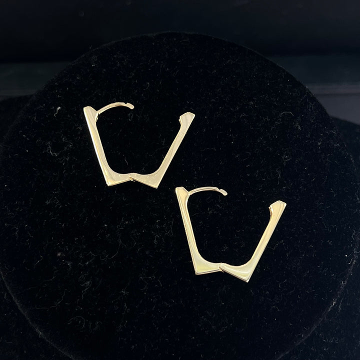 Chic Rectangle Bar Hoops