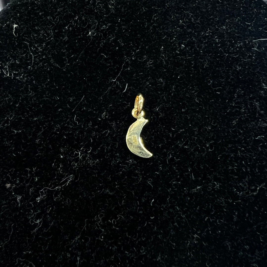 Mini Banana Charm 🍌