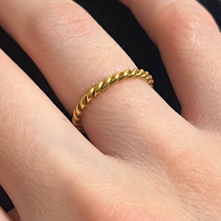 18k Rope Stacking Ring