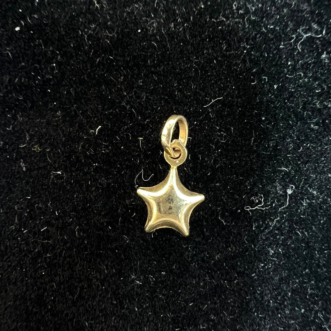 Mini Puffed Star Charm