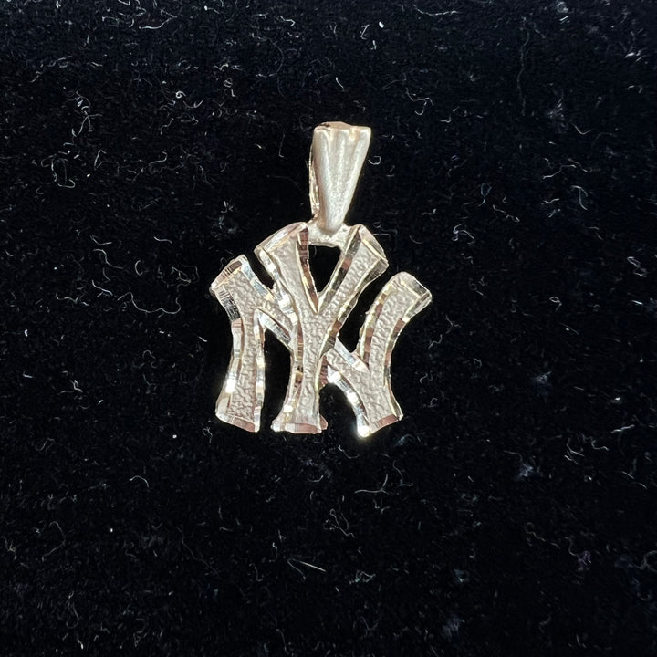 Mini NY Charm