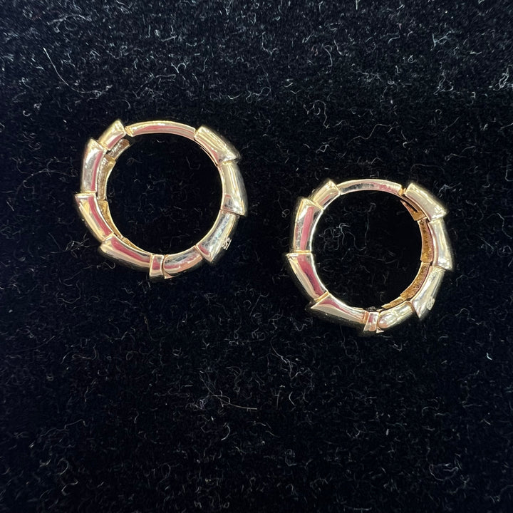 Mini Serpentine Huggies