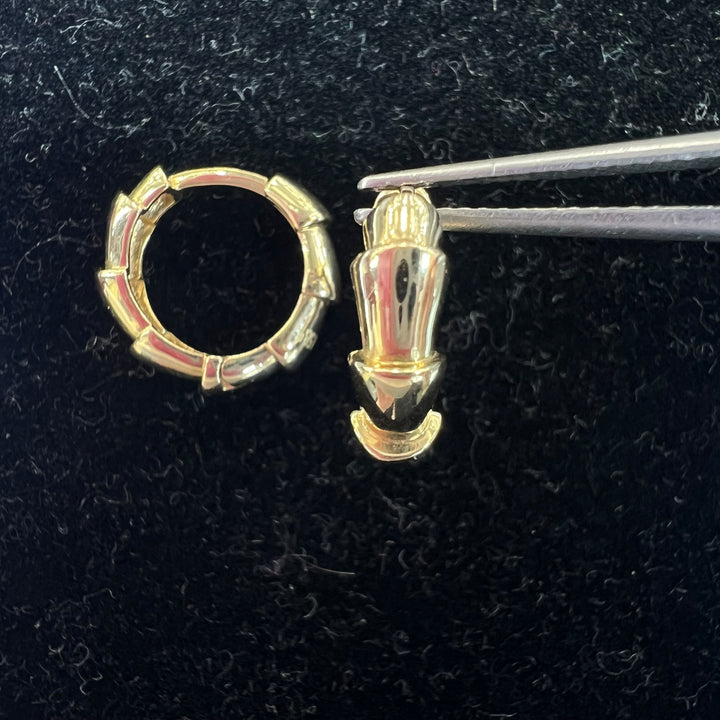 Mini Serpentine Huggies