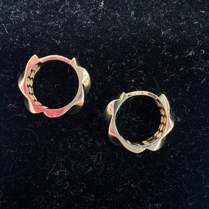 Mini Chunky Subtle Twist Huggies