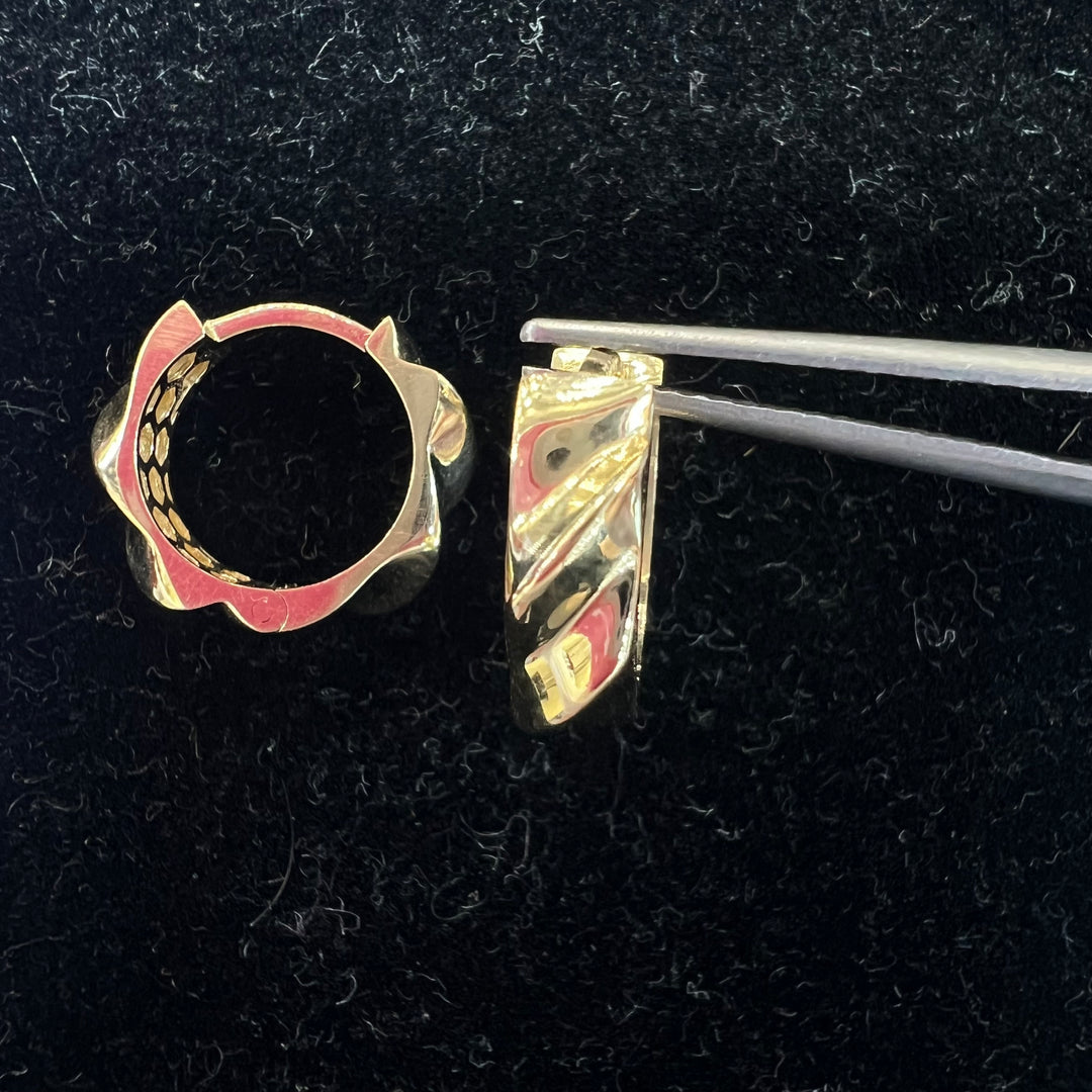 Mini Chunky Subtle Twist Huggies