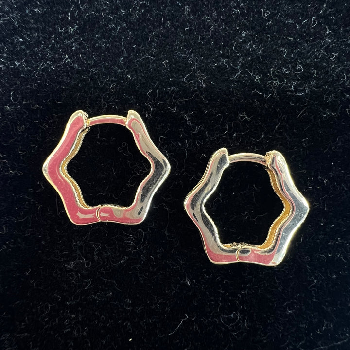 Chunky Flower Shaped Huggies