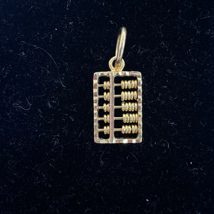 21k Abacus Charm