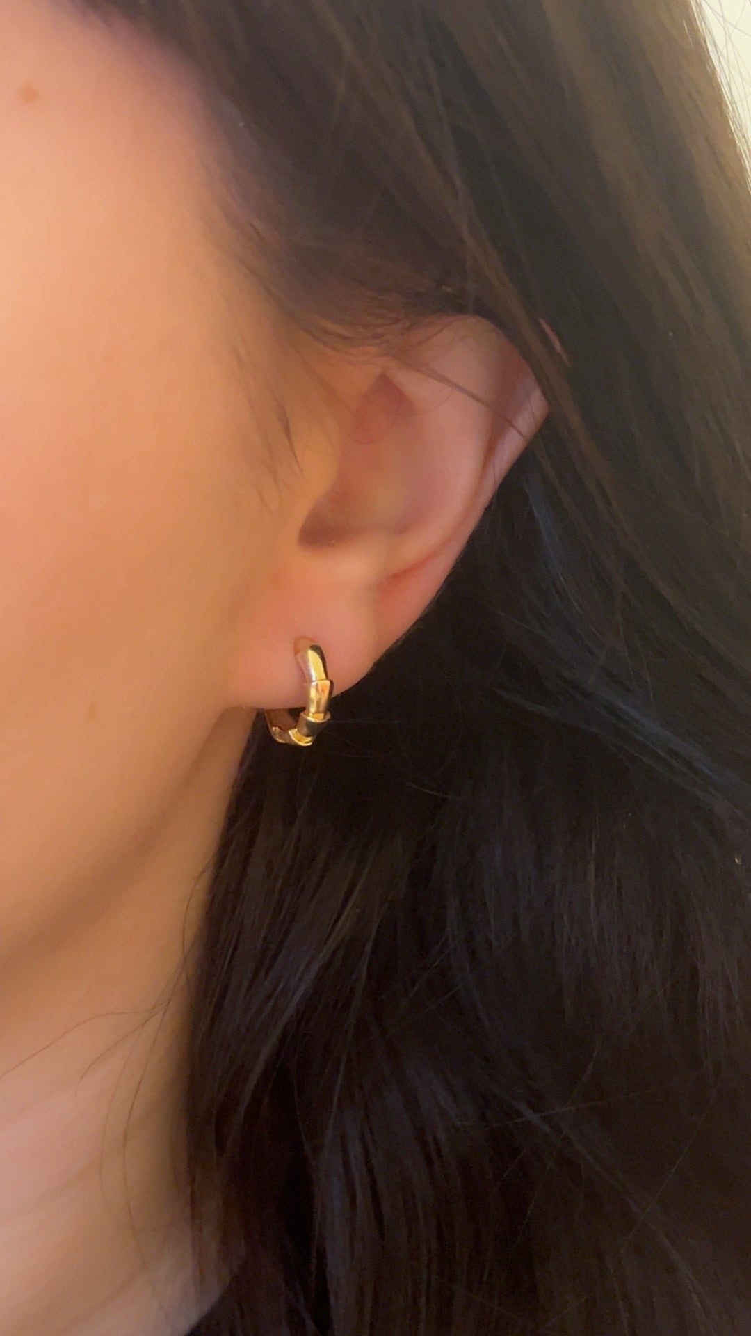 Mini Serpentine Huggies